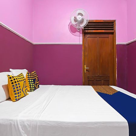 Spot On 91911 Rejeki Homestay Syariah Malioboro Yogyakarta Esterno foto